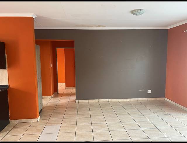 2 BEDROOM SECTIONAL TITLE FOR SALE IN RAVENSWOOD
